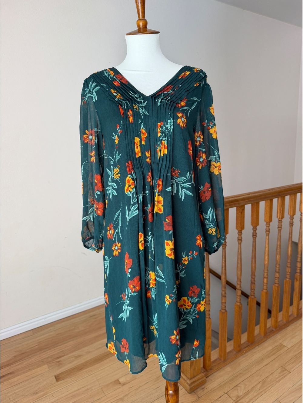 Floral Green Flowy Calvin Klein Dress - Size US 10 Women’s